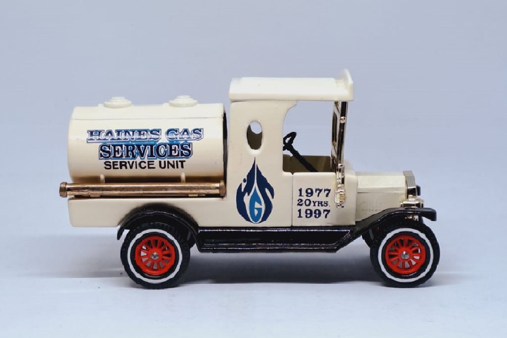 Yesteryear Collection - 1912 Ford Model T Tanker