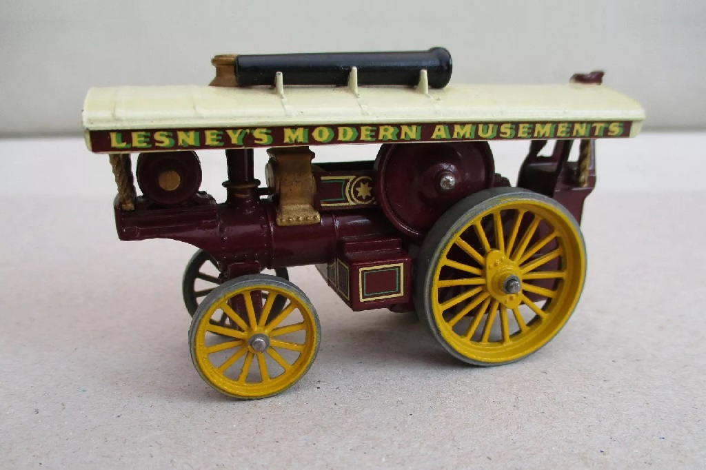 Yesteryear Collection - 1924 Fowler Big Lion Showmans Engine
